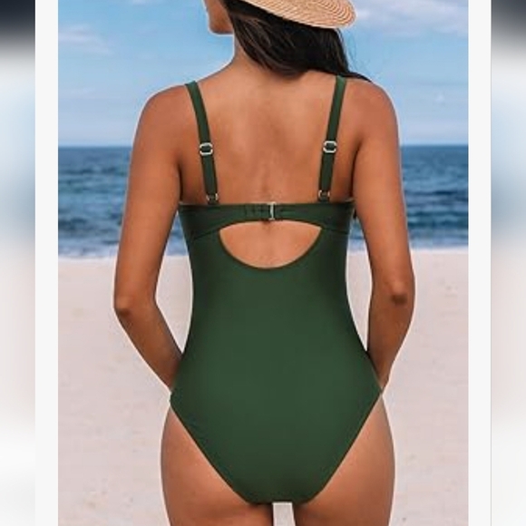 CUPSHE Women's One Piece Swimsuit - V Neck Back Hook Cutout Adjustable - Picture 7 of 11